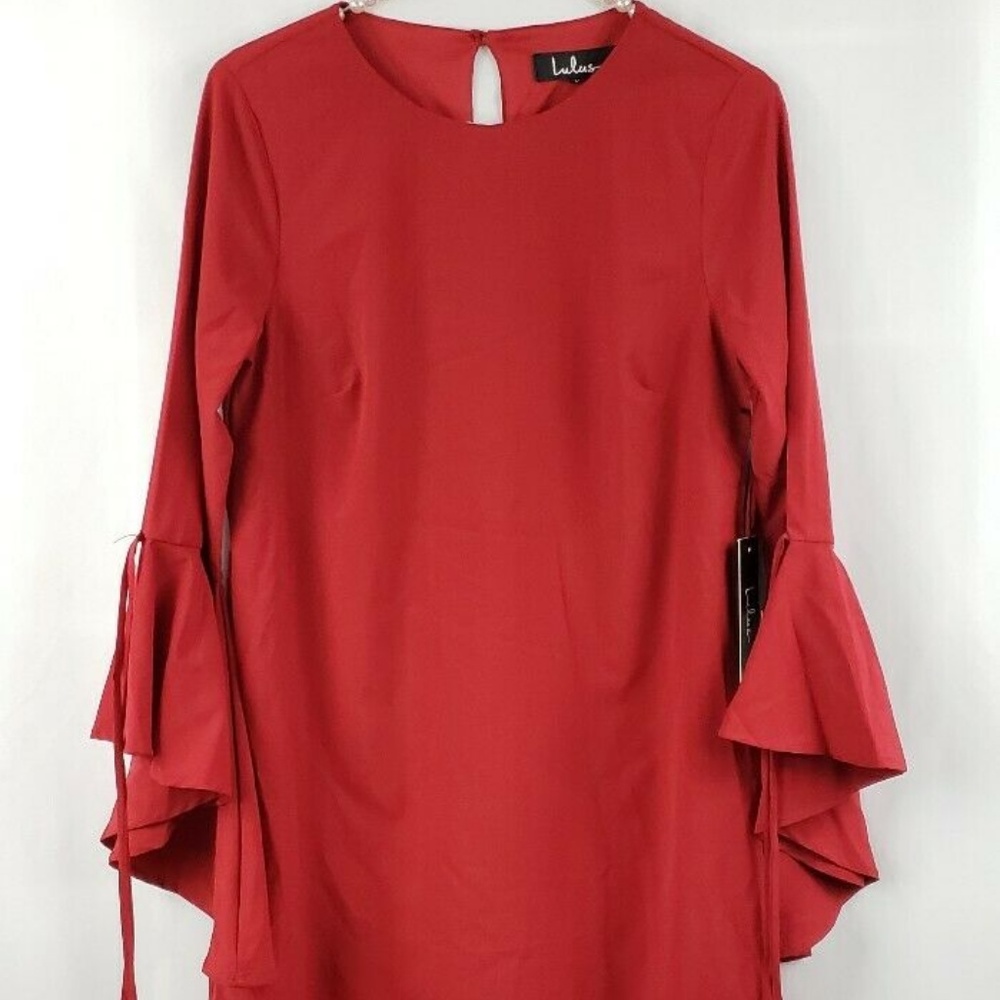 ⛔Lulu’s Made For Me Red Flounce Sleeve Shift Dress - Picture 3 of 7